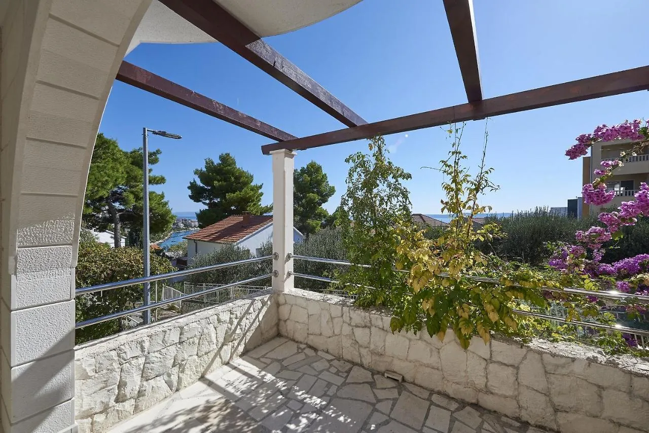 Apartment Mavarstica 17803A Trogir